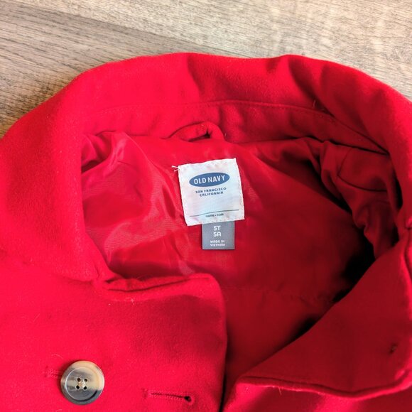 Gorgeous Red Coat for your little girl - Old Navy Red Peacoat Size 5 - Picture 3 of 3